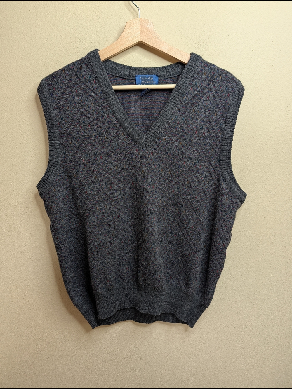 Vintage Cambridge Classics Sweater Vest Size L Gray Confetti Wool Blend